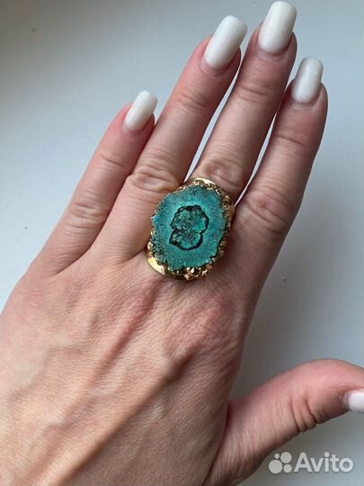 Кольцо с натуральным камнем