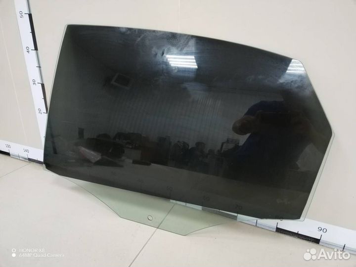 Стекло двери задней левой Volkswagen Polo Sed RUS