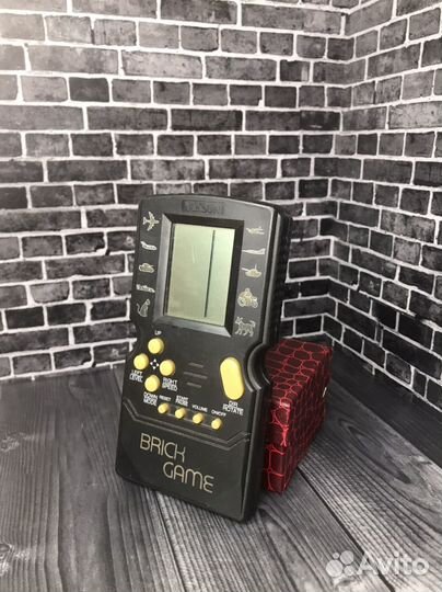 Тетрис из 90х Brick Game