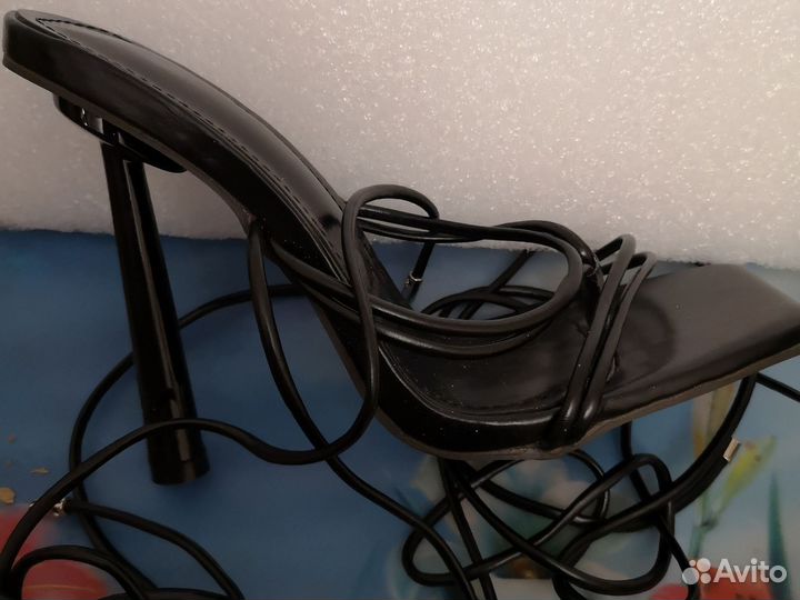 Босоножки женские