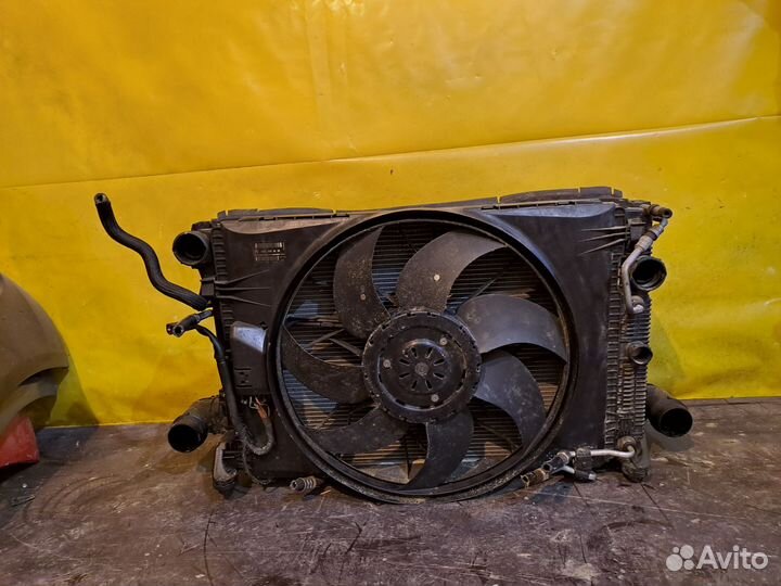 Mercedes W212 3.0 CDI кассета радиаторов рест