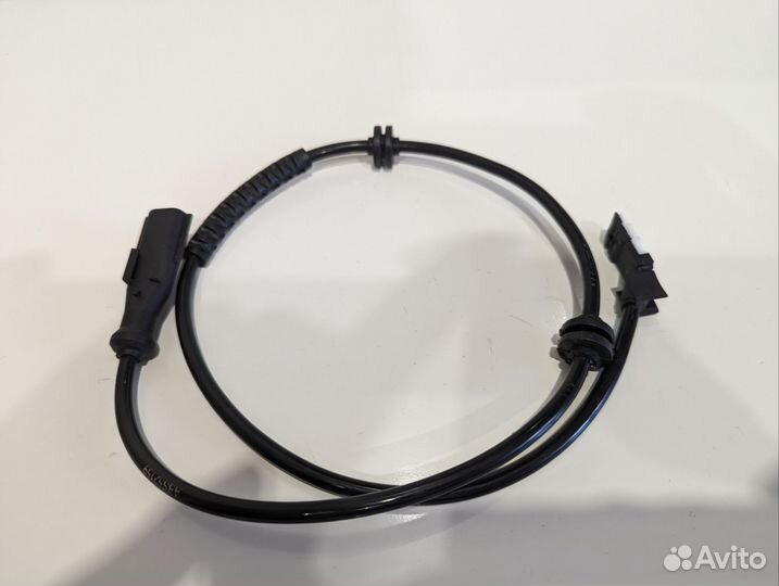 Датчик ABS передний правый