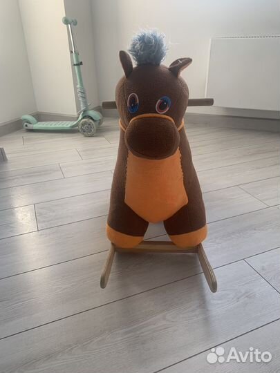 Лошадка качалка