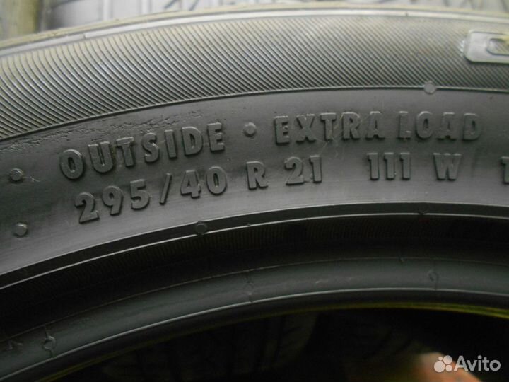 Continental ContiCrossContact UHP 295/40 R21