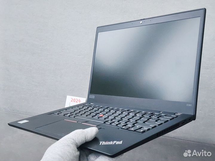 Тонкий легкий 4-ядерный ThinkPad X390 TN i5-10210U