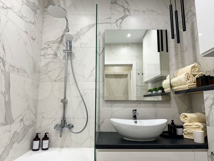 2-к. квартира, 75 м², 6/10 эт.