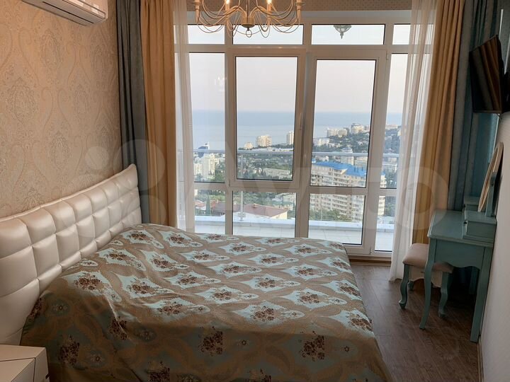 2-к. квартира, 55 м², 4/4 эт.