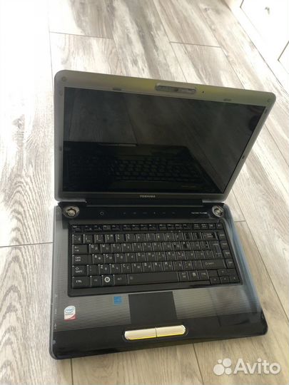 Ноутбук Toshiba satellite a300