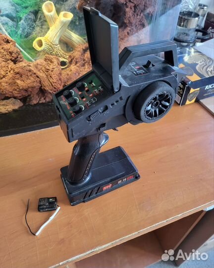 Аппаратура ру пульт + приёмник 2.4 ггц Remo Hobby