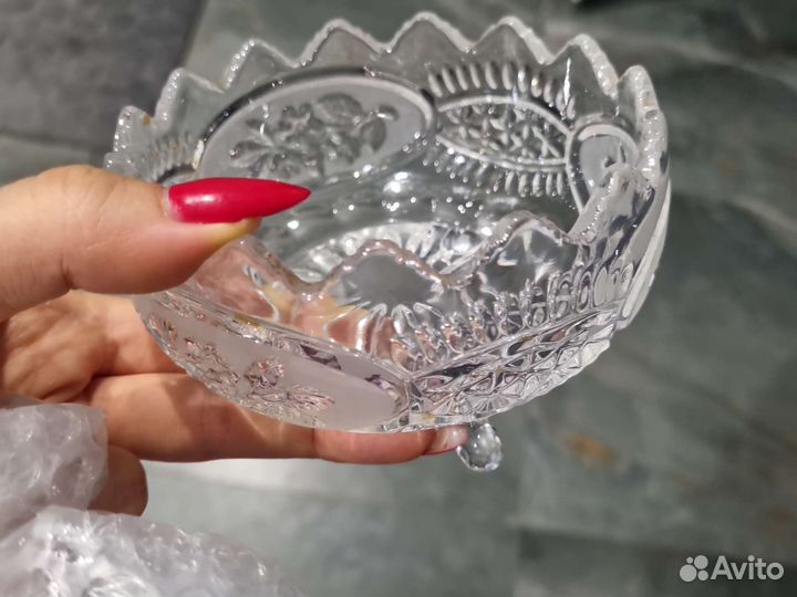 Хрустальная ваза