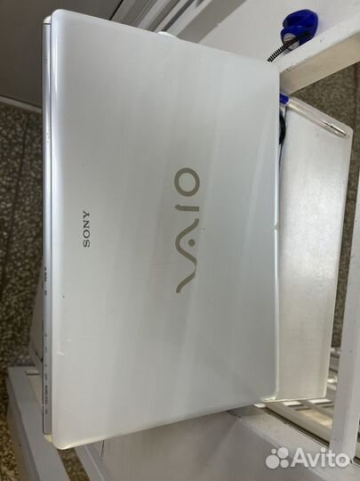 14'' Ноутбук Sony Vaio PCG-61411L