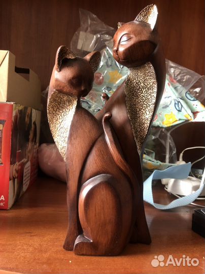 Статуэтка кошки деревянная