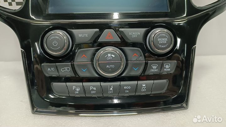 Монитор Jeep Grand Cherokee Wk2 2018