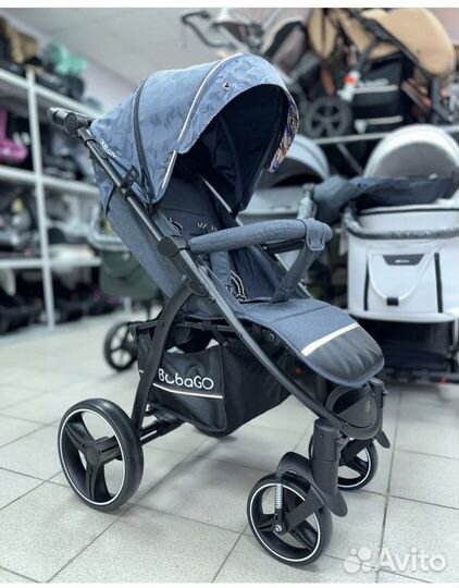 Прогулочная коляска новая