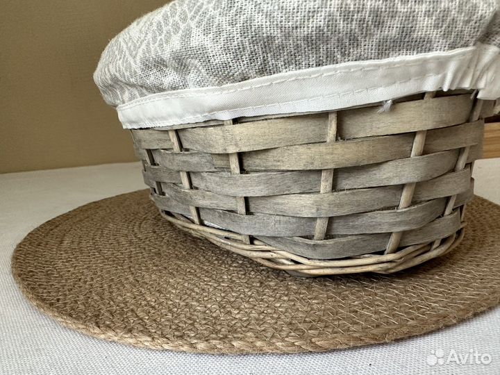 Корзина плетеная