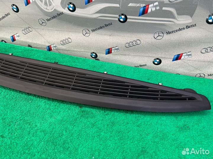 Решетка вентиляционная задняя Bmw 5 G30 B47D20A