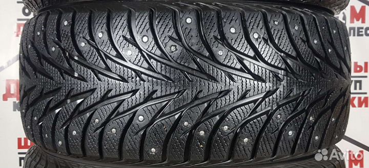 Yokohama Ice Guard IG35 235/45 R17