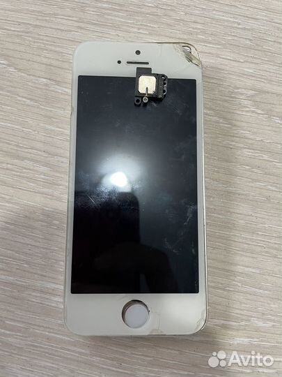 Телефон iPhone 5s