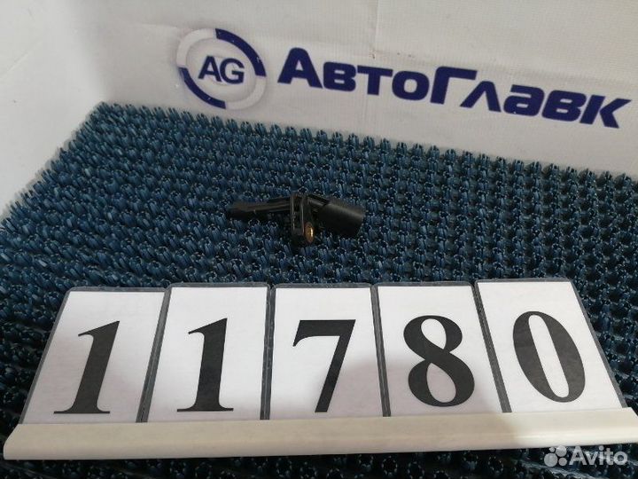 Датчик ABS Volkswagen Passat