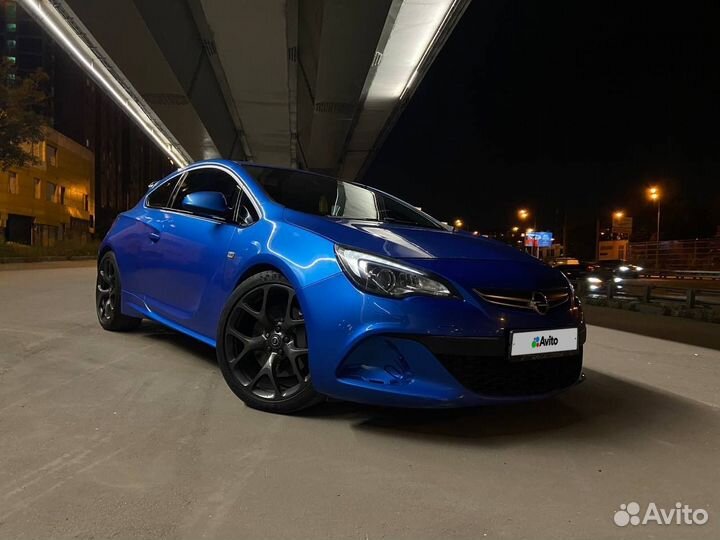 Opel Astra OPC, 2012