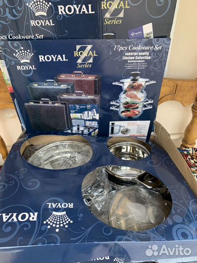 Набор кастрюль