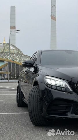 Mercedes-Benz C-класс, 2018 с пробегом, цена 2850000 руб.