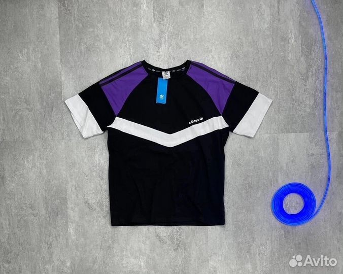 Футболка adidas