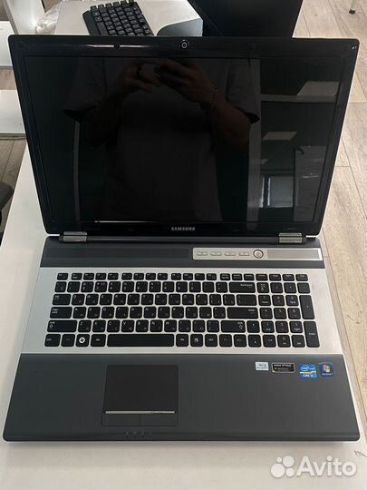 Ноутбук samsung