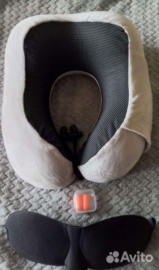 Подушка ортопедическая в дорогу с подарком