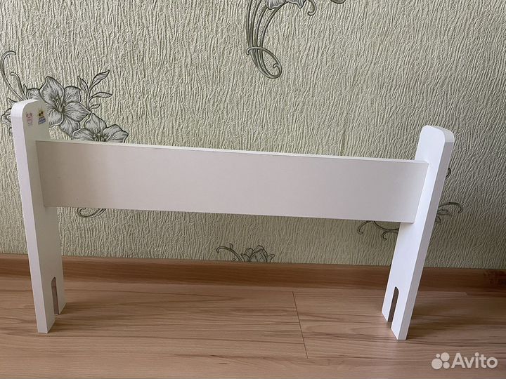 Бортик на кровать