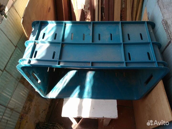 Ящик пластмассовый