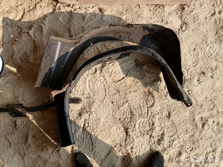 Подкрылки передние на ваз 2110-12