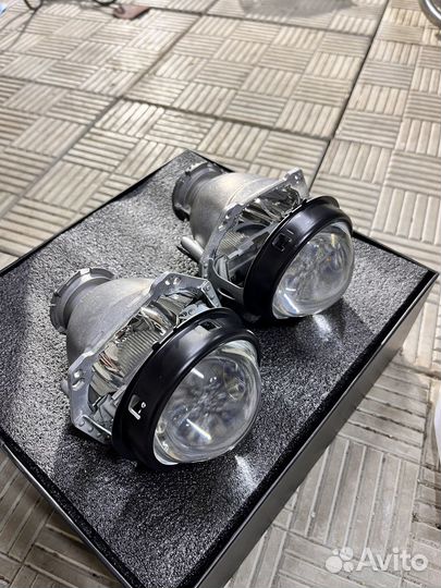 Линзы фар Golf 6 GTI би-ксенон