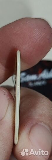 Медиаторы много. Sam Ash