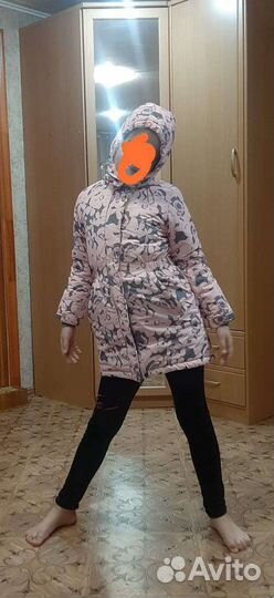 Зимняя куртка для девочки 140