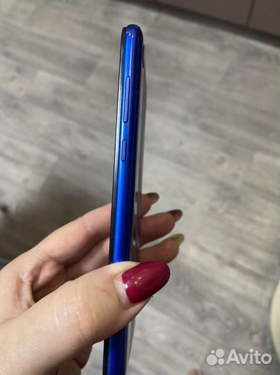 HONOR 8S, 3/64 ГБ