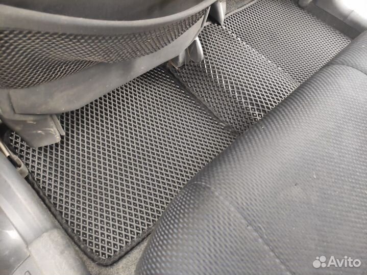 Автоковрики EVA на Toyota BB