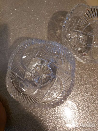 Хрустальная конфетница