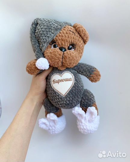 Вязаный мишка игрушка ручной работы