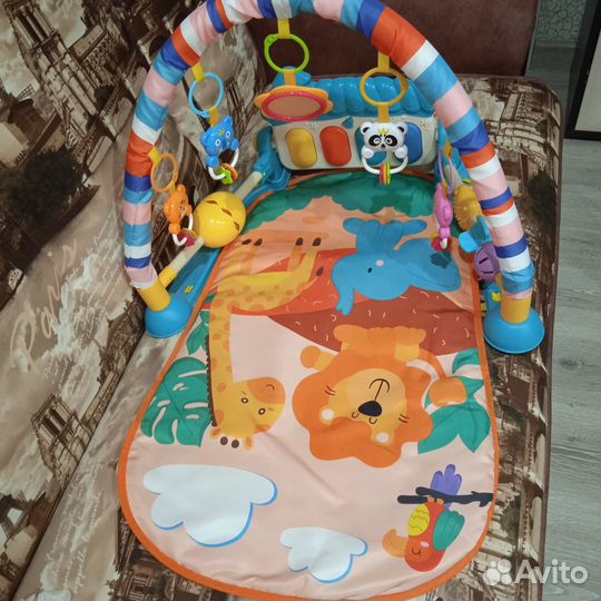 Детский развивающий коврик