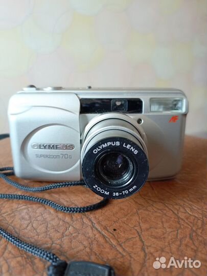 Olympus Superzoom 70G плёночный фотоаппарат