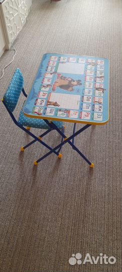 Продам детский столик и стульчик