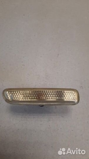 Указатель поворота в крыло левый BMW 3