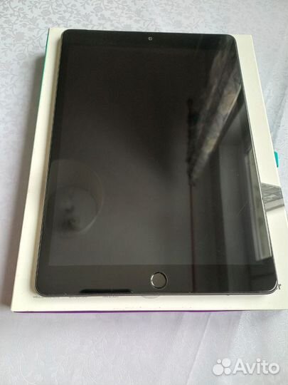 iPad 7 поколения, 32 Гб