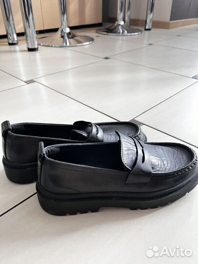 Лоферы zara 38 новые