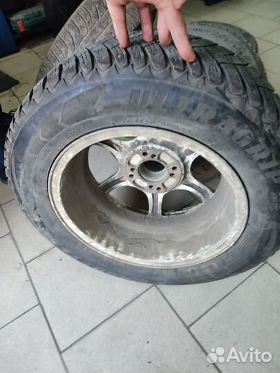Bridgestone Ice Cruiser 7000S 195/65 R15 91T