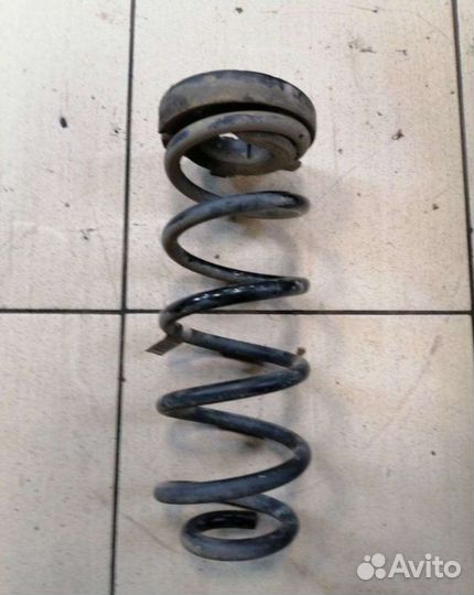 Пружина задняя hyundai Santafe 4