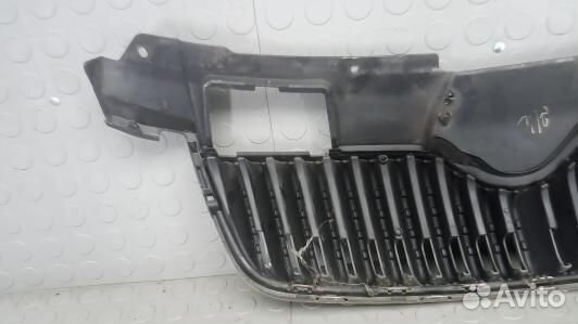 Решетка радиатора skoda roomster 1 (9AG44QF01)