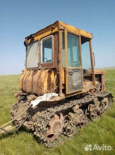 Трактор ВгТЗ ДТ-75, 1990