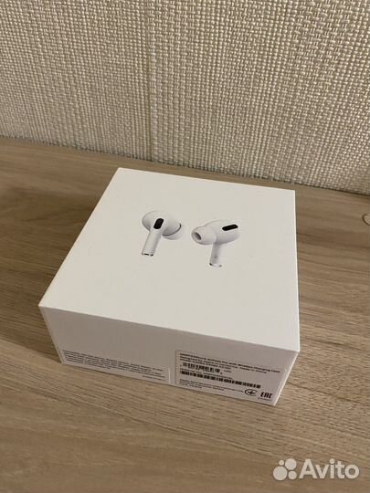 Коробка от AirPods pro 2022 года